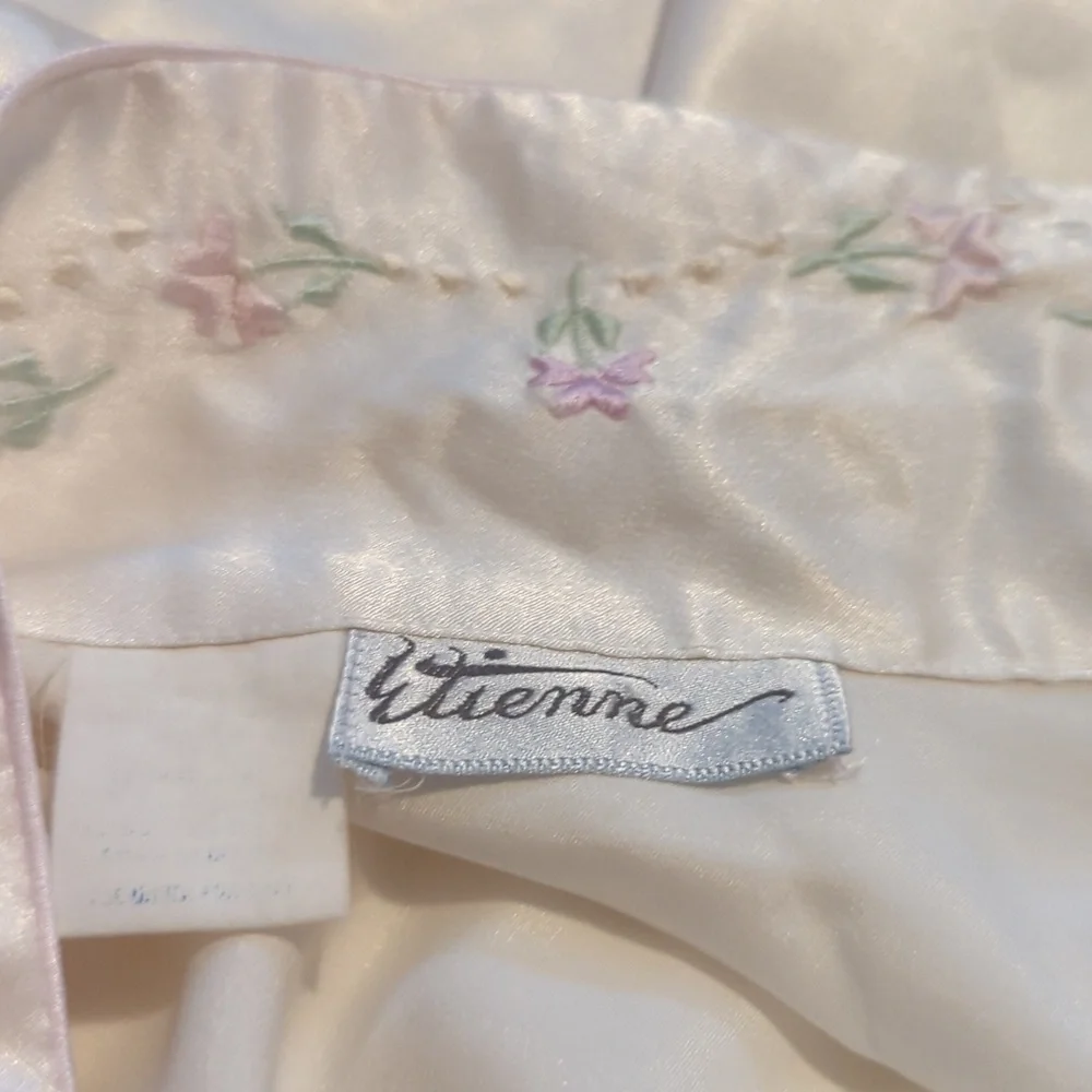 Entienne size medium